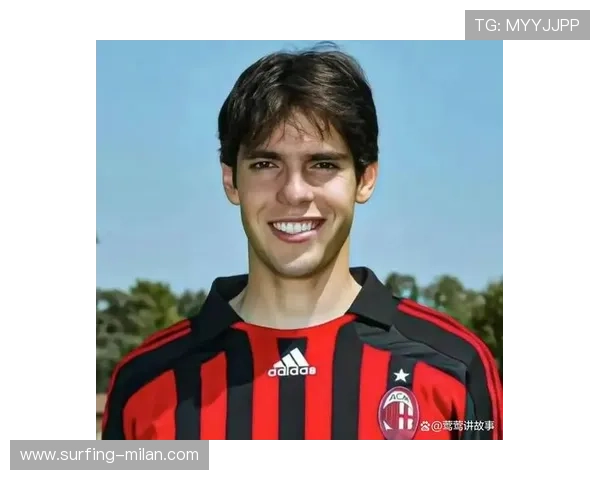 足球颜值与球技并存的明星球员头像精选，帅气与实力并重的足球魅力展示